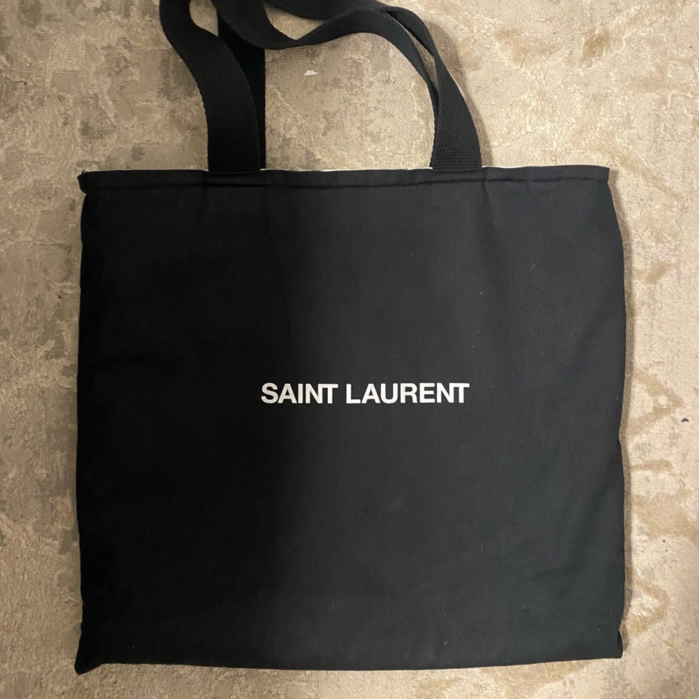 Custom authentic saint laurent tote - Picture 3 of 4